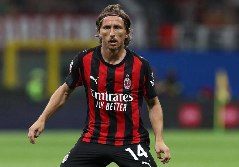 法尔克：纽卡等队曾想引进卡尔，但拜仁抢先与球员完成续约