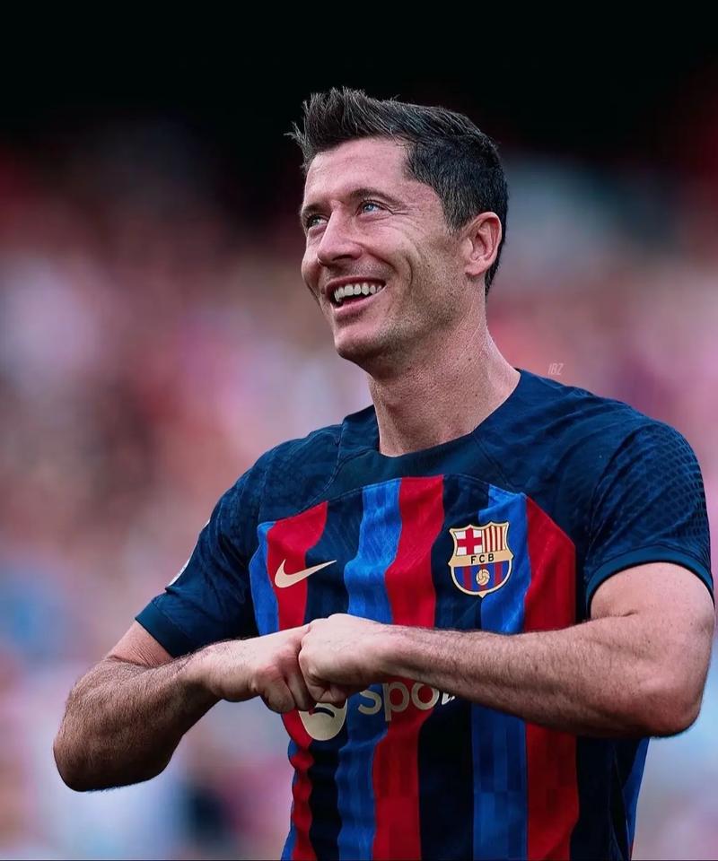 东契奇34+12+7独享历史第1，艾顿两双里夫斯33分，湖人轻取鹈鹕