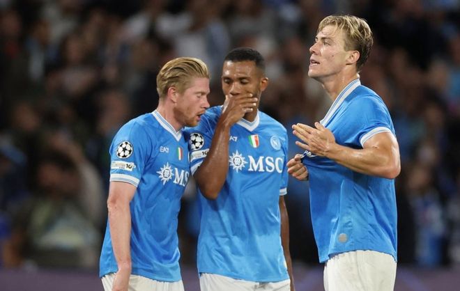 记者：诺伊尔胃肠道感染恢复，本轮可以出战